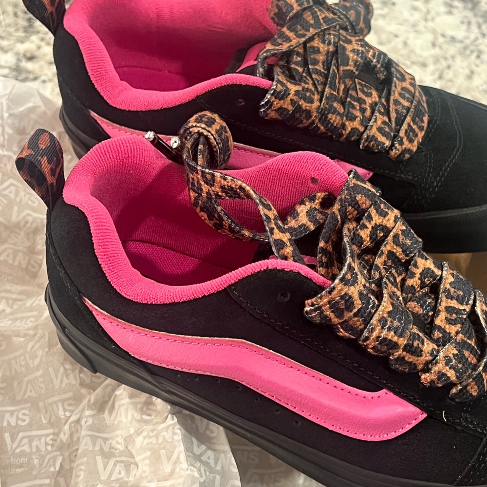 Vans Knu Skool Black Pink Sneakers with Leopard Laces
